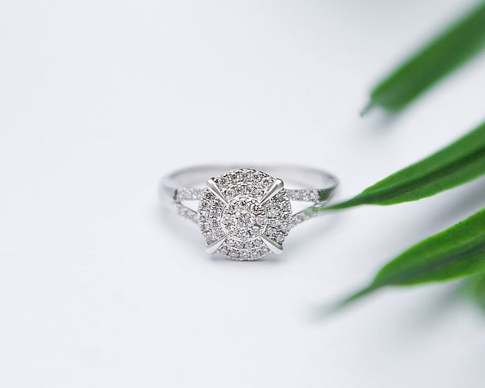 CHIOMA 18KARAT WHITE GOLD VS DIAMOND ENGAGEMENT RING Item | Buy CHIOMA 18KARAT WHITE GOLD VS DIAMOND ENGAGEMENT RING | SPOP Enterprise Global