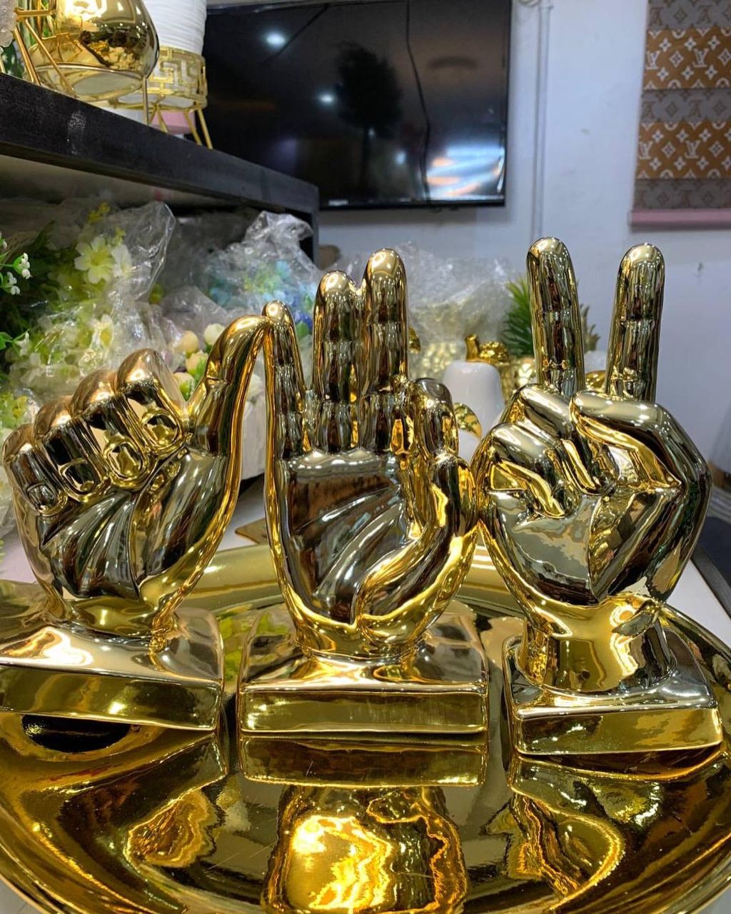 Finger Gesture Figurine Item | Buy Finger Gesture Figurine | SPOP Enterprise Global