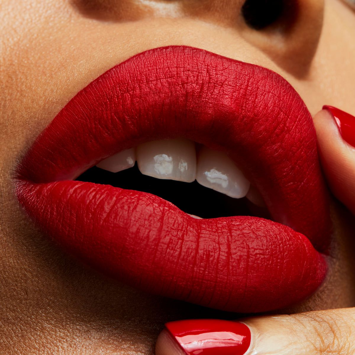 M·A·C Retro Matte Liquid Lipcolour - Feels So Grand Item | Buy M·A·C Retro Matte Liquid Lipcolour - Feels So Grand | SPOP Enterprise Global