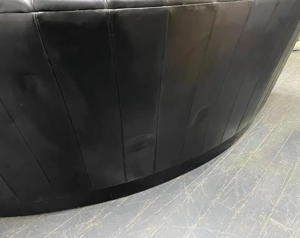 C SHAPED LEATHER SOFA (Vajezatha) Item | Buy C SHAPED LEATHER SOFA (Vajezatha) | SPOP Enterprise Global